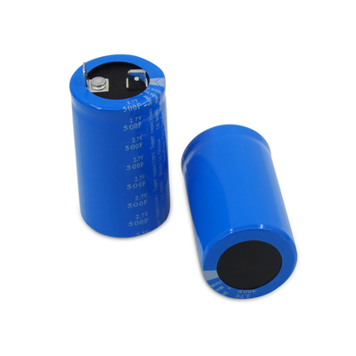 Les condensateurs superbes supportent 2,7 le farad de volt 500 pour remplacer des batteries par le trou